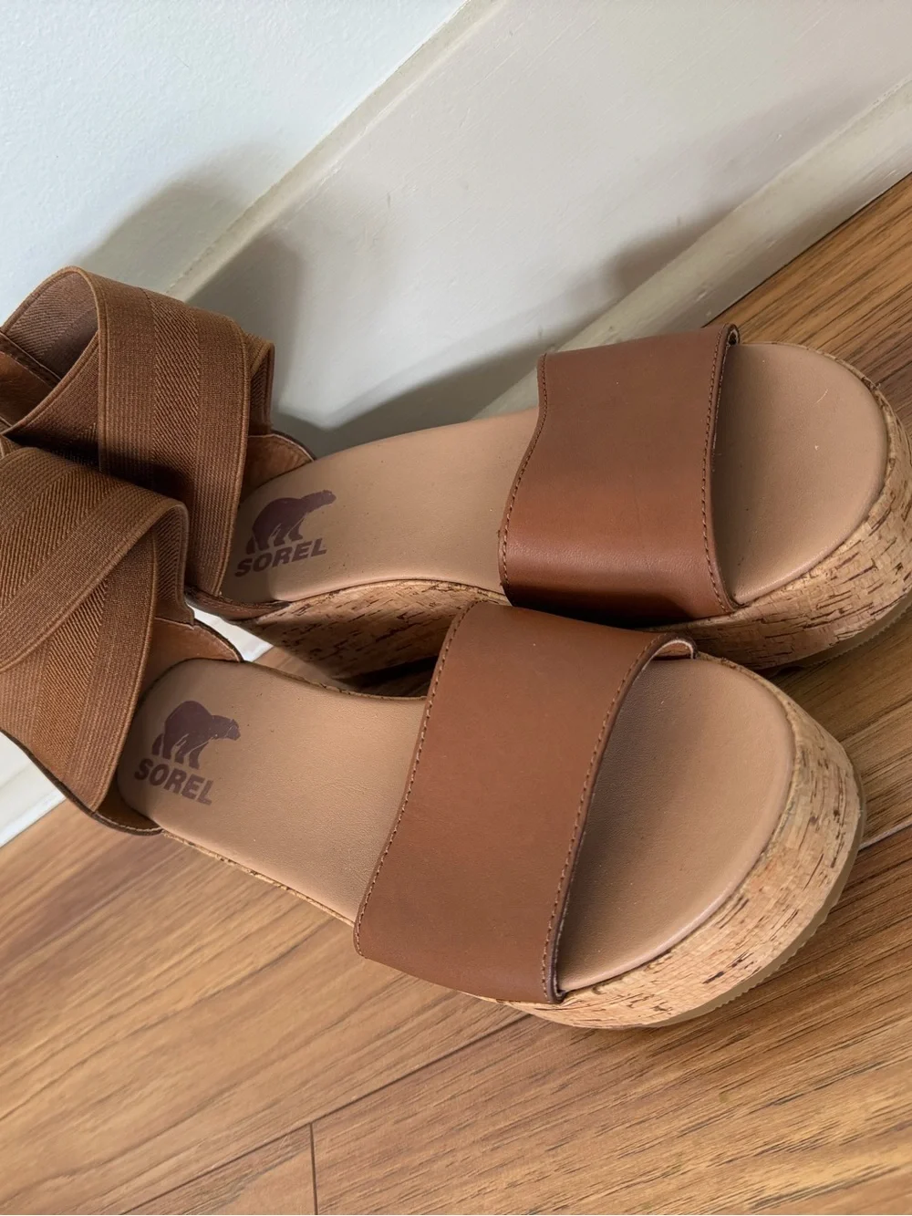 SOREL Women's Cameron Flatform Ankle Strap Sandal - Brown
